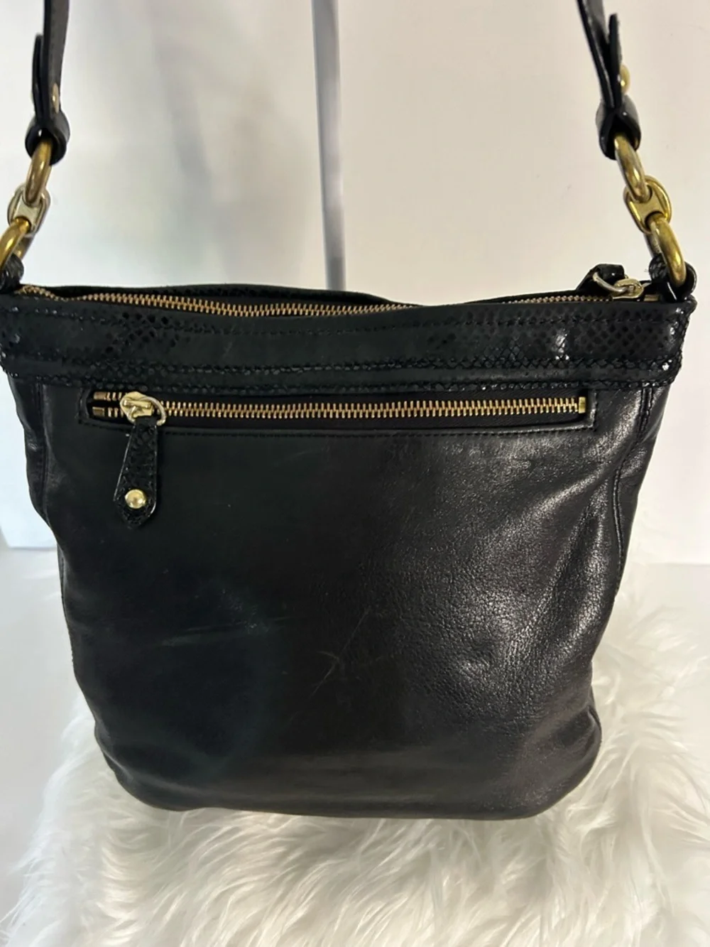 Coach Black Leather Shoulder Bag Snake Embossed Gold Hardware